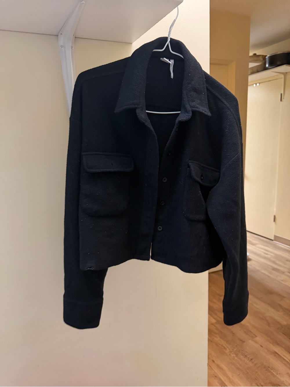Cropped Black Utility Jacket with Flap Pockets